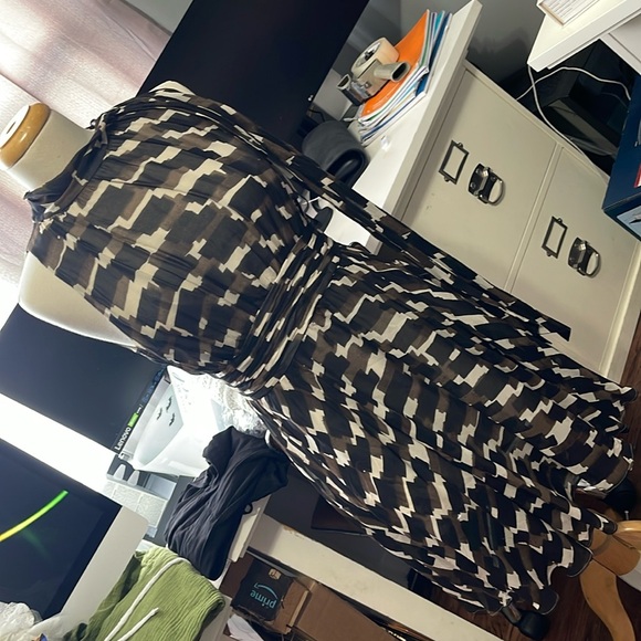 This Beautiful Neck dress - Picture 1 of 2